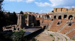 Действующий Римский амфитеатр