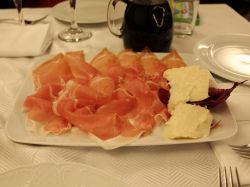 Прошутто и пармезан